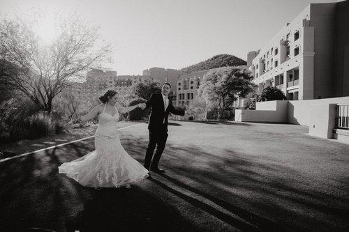 mobile - carousel-hero-element image-2