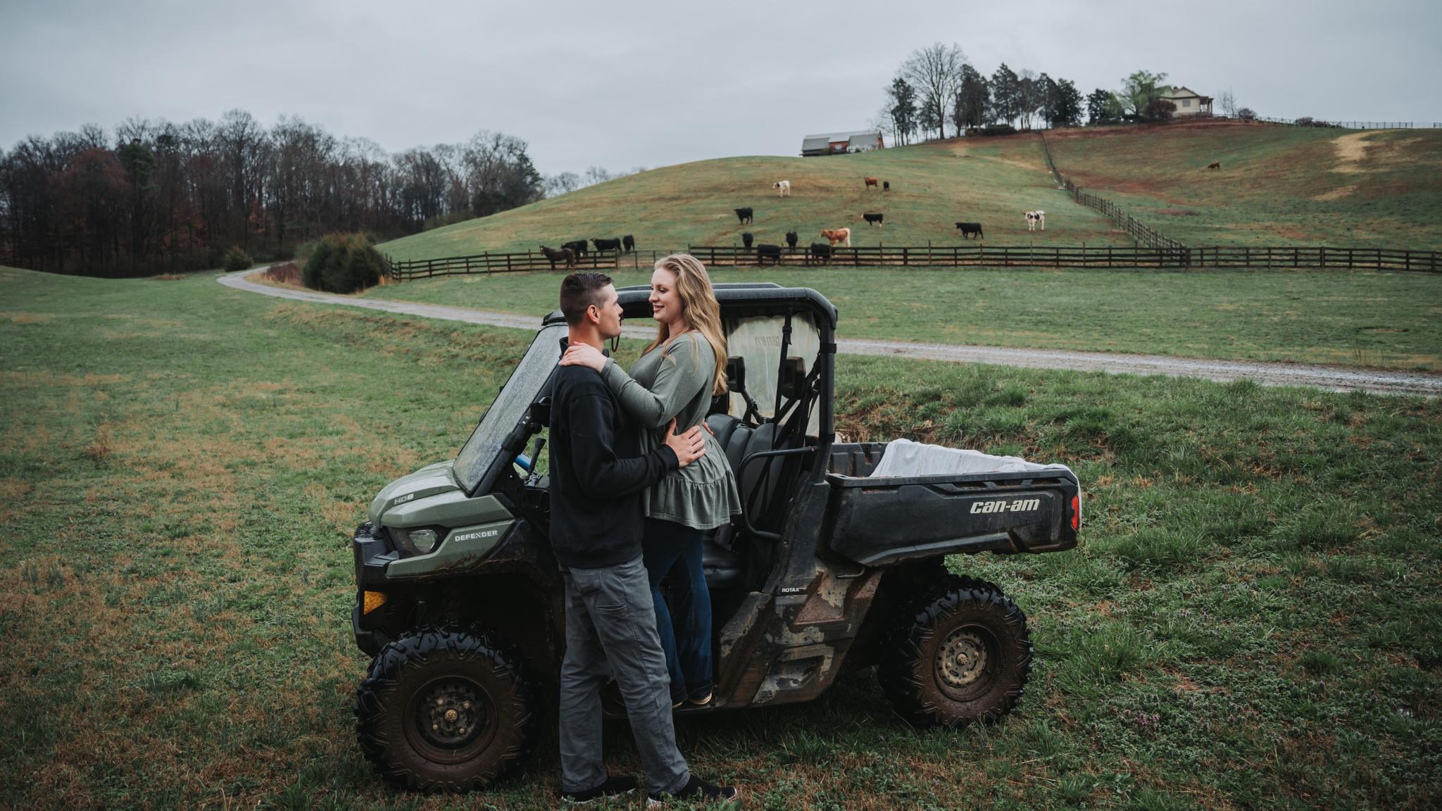 What to Wear to your Engagement Shoot: Styling Tips and Suggestions