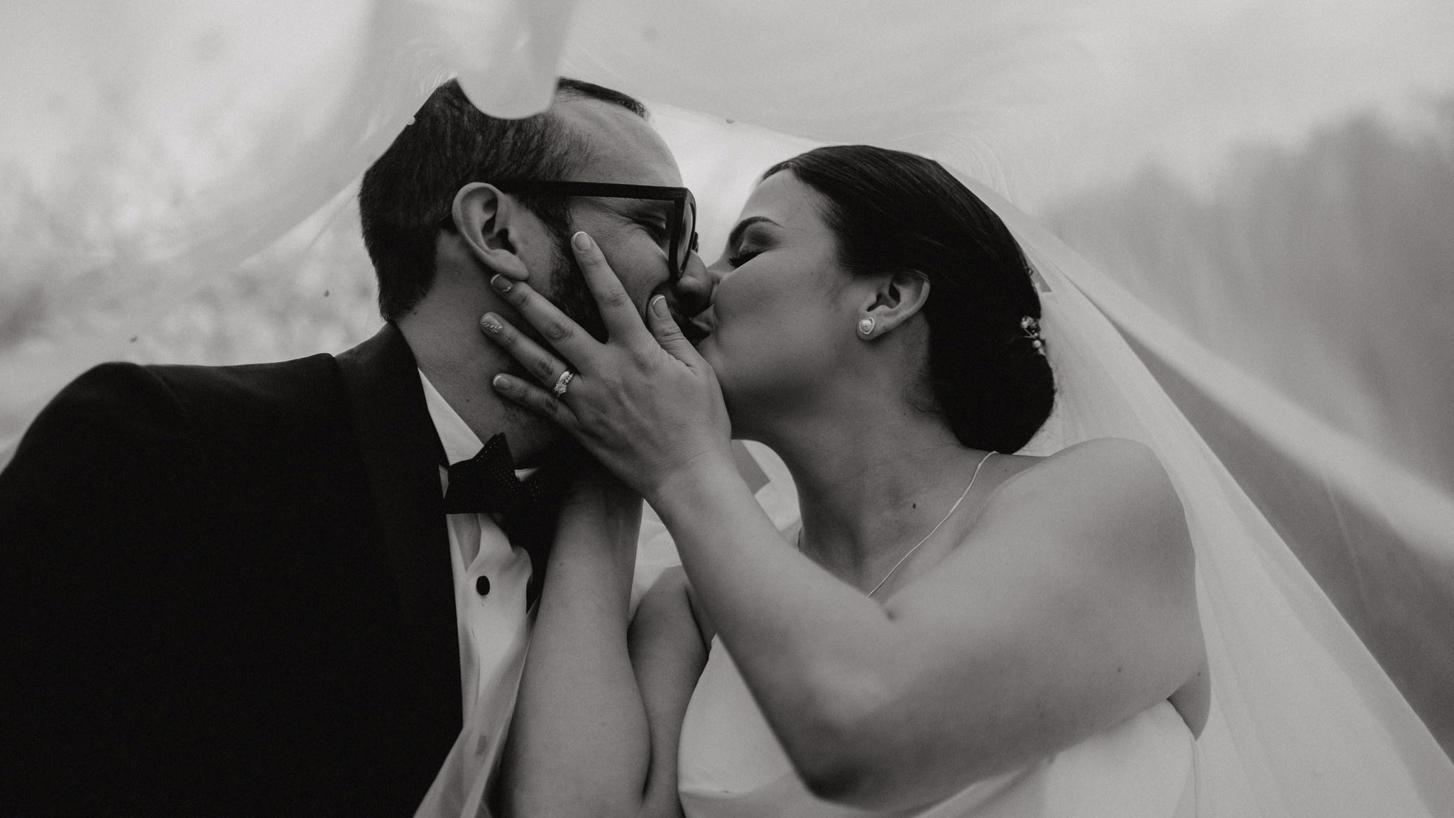 carousel-hero-element image-3